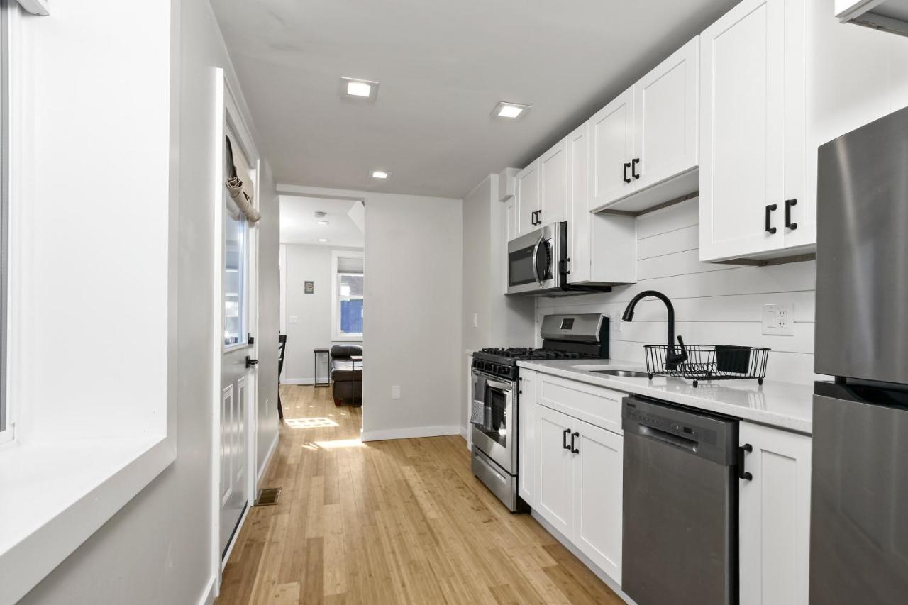 Cozy Ba Townhome Near Little Italy I Fells Point Apartment *